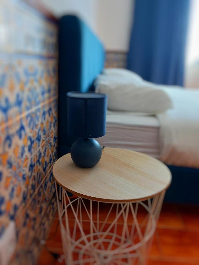 Rooms 10 Mins Walk From Train Station! Agualva-Cacem Exterior photo