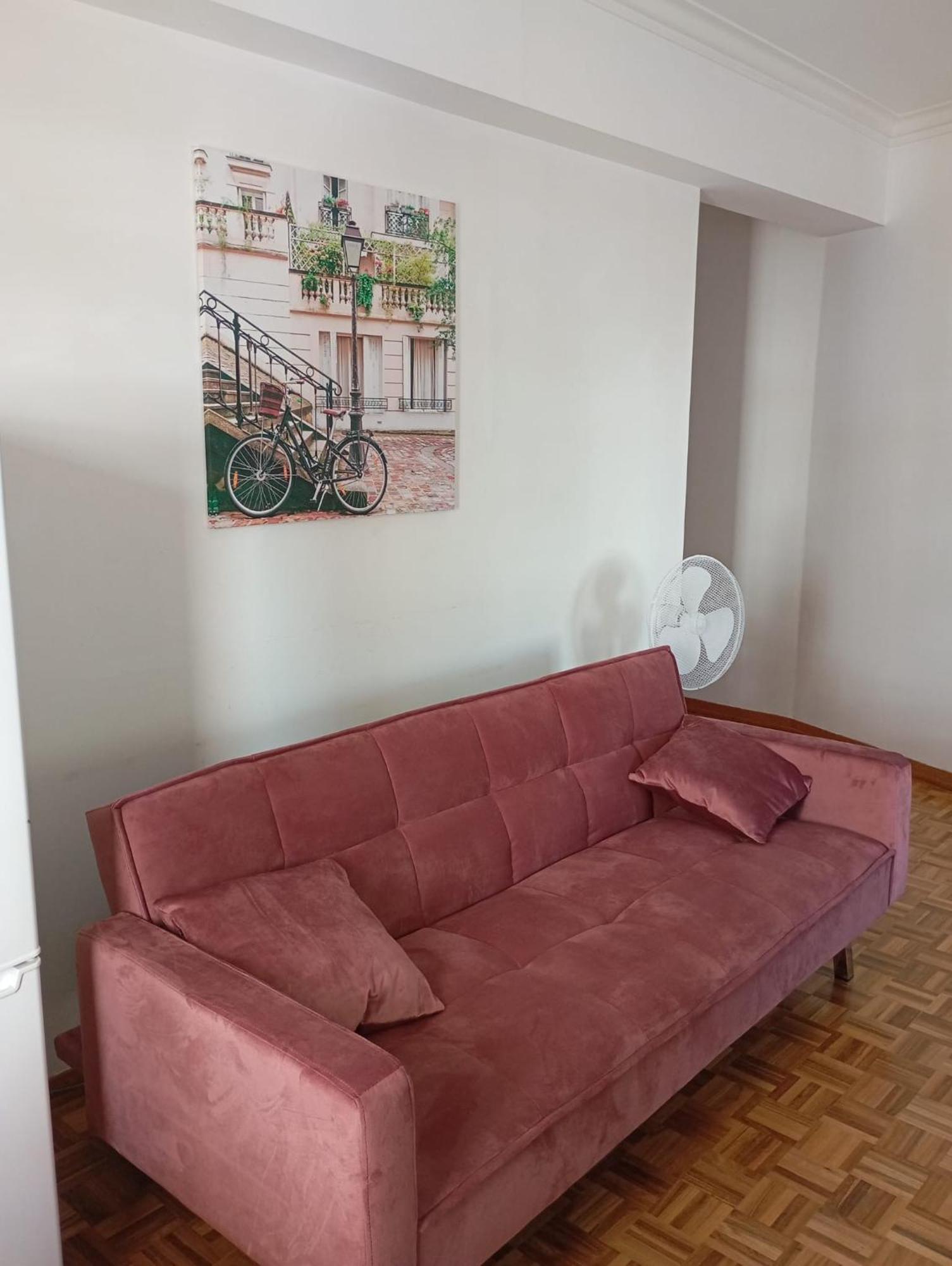 Rooms 10 Mins Walk From Train Station! Agualva-Cacem Exterior photo